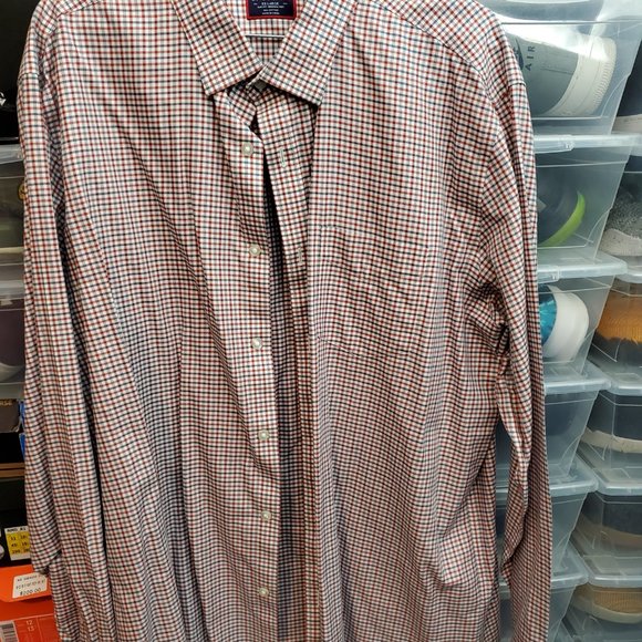 6 UNTUCKit Shirts. back to the office - WITH 2 FREE BONUSES IF YOU BUY THE LOT - Picture 9 of 15